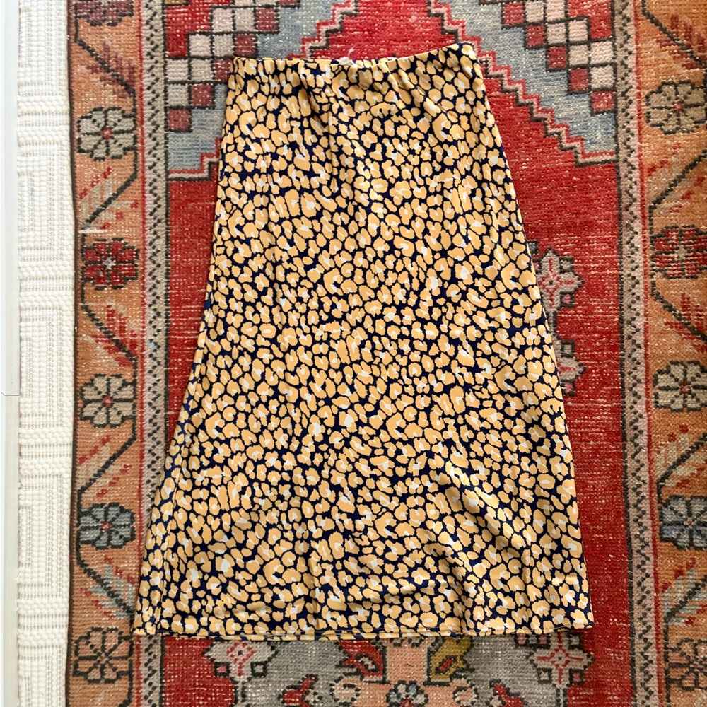 ANN MASHBURN Black and Tan A-Line Skirt